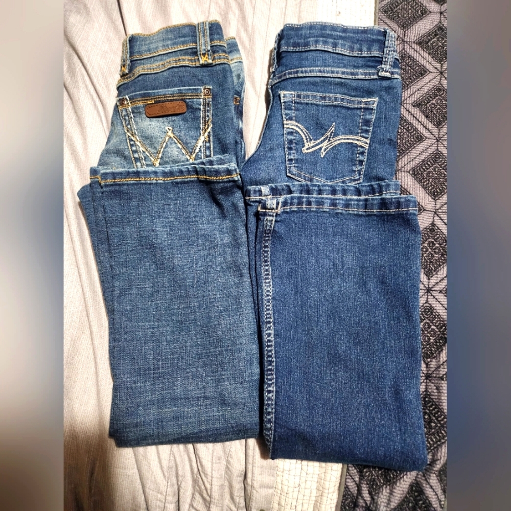 Bundle of 2 pairs of girls size 7 reg. Wangler bootcut jeans